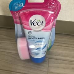 Veet ヴィート バスタイム除毛クリーム 敏感肌用のサムネイル