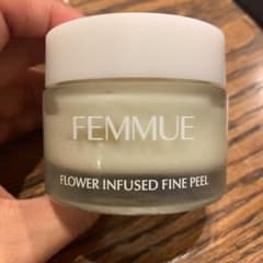【値下げ】FEMMUE ファミュ フラワーインフューズド　ファインピールのサムネイル