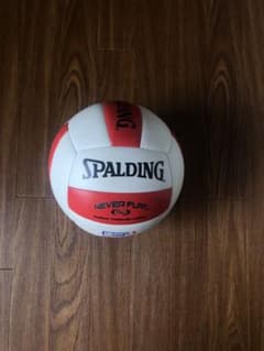 SPALDING 赤と白のバレーボールのサムネイル