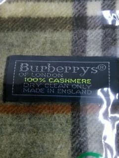 BURBERRY　バーバリー　カシミア　マフラー　緑系　グリーン系のサムネイル