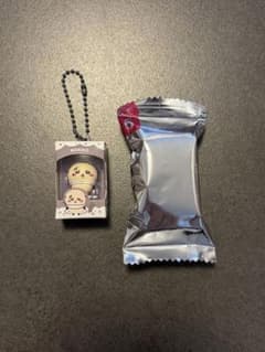 ちいかわ チョコボックス ラッコ キーホルダーのサムネイル
