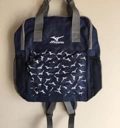 ★新品★ミズノ バックパック リュックサック 紺のサムネイル