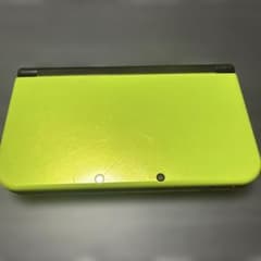 Nintendo New 3DS LL ウルトラムーンのカセット付きのサムネイル