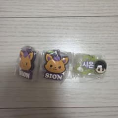 NCT WISH シオン SION めじるしアクセサリーのサムネイル
