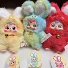 サミュエル キラキラおめめ マジカルカラフルラビットオーロラ ベリー