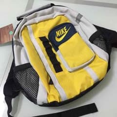 新品 NIKE リュック キッズのサムネイル