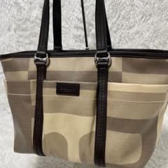 BALLY トートバッグ PVC レザー 総柄 肩掛け A4可 大容量 BALLY トートバッグ PVC レザー 総柄 肩掛け A4可 大容量 - メルカリ