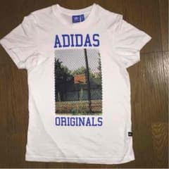 アディダスオリジナルス Tシャツのサムネイル