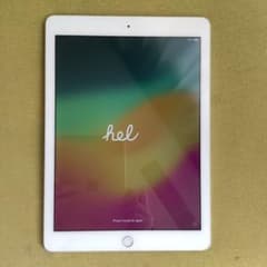 APPLE iPad WI-FI 32GB (第 6 世代)：A1893 - メルカリ