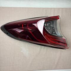 39 トヨタ C-HR ZYX10 左テールランプ KOITO 10-103 39 トヨタ C-HR ZYX10 左テールランプ KOITO 10-103 | Mercari