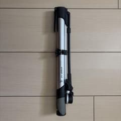 携帯ポンプ アルミ製 圧力計付き コンパクトのサムネイル