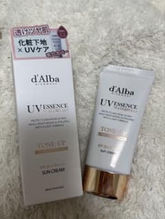 ダルバ d'Alba UV Essence Waterfull+ Tone-Upのサムネイル