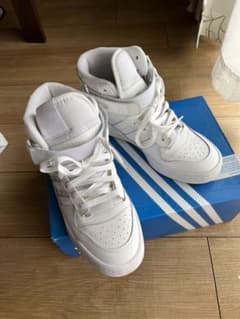 アディダスオリジナルス adidas Originalsのサムネイル