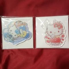 サンリオ　ハローキティ　ミニアクリルキーホルダー