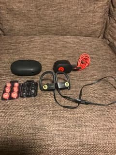 powerbeats3 Bluetooth ゴールド限定色のサムネイル