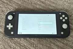 Nintendo Switch Lite 本体 充電器・ケース付きのサムネイル
