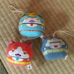 ジバニャン、ブシニャン、ロボにゃんのサムネイル