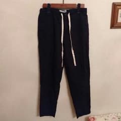 イネス UNIQLO 紺パンツのサムネイル