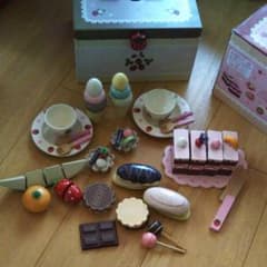 野いちご木のおままごと (ショコラカフェセット)のサムネイル