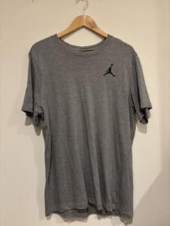 Jordan Tシャツ グレーのサムネイル
