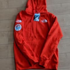 ノースフェイスパーカーのサムネイル