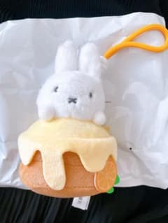 ミッフィー ぬいぐるみキーホルダーのサムネイル