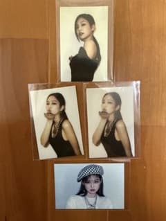 BLACKPINK JENNIE トレカ 4枚セットのサムネイル