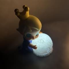 POPMART Baby Molly My Huggable Discoveryのサムネイル