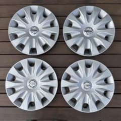 日産　15インチ　ホイールカバーのサムネイル