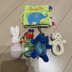 はらぺこアオムシ　ラトルのサムネイル