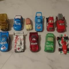 トミカ カーズ ミニカーのサムネイル