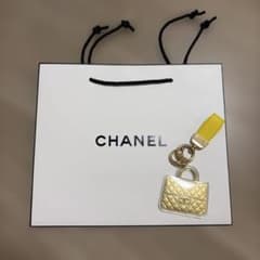 CHANEL バッグ型 キーホルダー ノベルティ - メルカリ