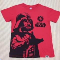 ユニクロ　STAR WARS ダース・ベイダー Tシャツ 140のサムネイル