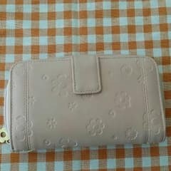 春らしい２つ折り財布のサムネイル