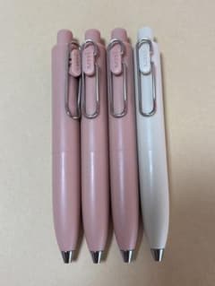 ユニボールワンP イオン限定 4本セット - メルカリ