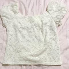 25日まで mii様専用 美品 ミーア 白トップスのサムネイル