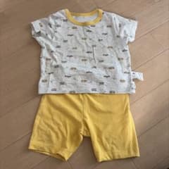 UNIQLO 半袖パジャマ　80㎝　車