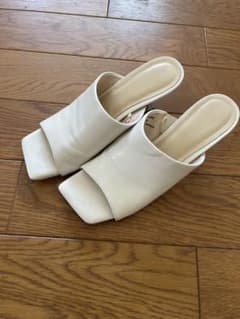 GU レディースサンダルのサムネイル