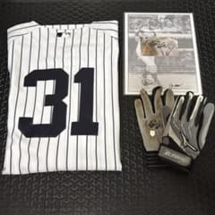 ヤンキース イチロー ユニフォーム & 実使用サイン入り バッティンググローブ ヤンキース イチロー ユニフォーム & 実使用サイン入り バッティング