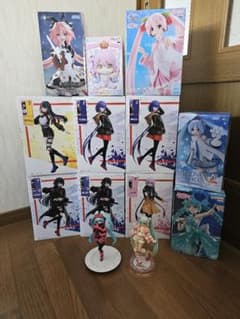 フィギュアまとめ売り 13個セット - メルカリ