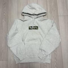 t*r様 Supreme ボックスロゴ パーカー グレーのサムネイル