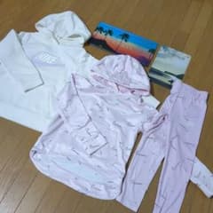 HITOMI様専用　NIKE　キッズ　110のサムネイル
