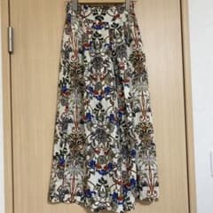 spray Premium スカーチョ ガウチョパンツ フレアパンツ 花柄パンツのサムネイル