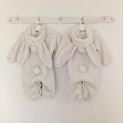 【双子】ウサギ耳付きロンパース•アウター 80cm　２着セットのサムネイル