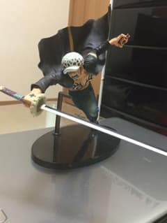 ワンピース フィギュアのサムネイル
