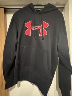 UNDER ARMOUR パーカー ブラック SMサイズのサムネイル