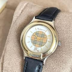 稼動品　Burberry バーバリー 人気文字盤　3針　ゴールドベゼル　腕時計