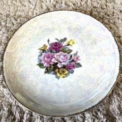 即購入⭕️ 食器 平皿 大皿　レトロ　バラ　虹彩 YAMATOSHIのサムネイル