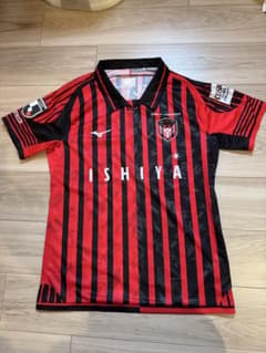 凛*様 北海道コンサドーレ札幌 25周年記念ユニフォーム　岡村大八選手直筆サインのサムネイル