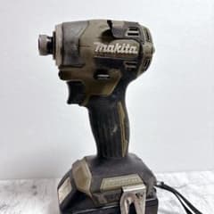 ジャンク品 Makita TD173D 充電式インパクトドライバ 本体のサムネイル